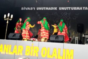 Alibeyköy’de Pir Sultan Abdal Heykeli’nin açılışı yapıldı (2)